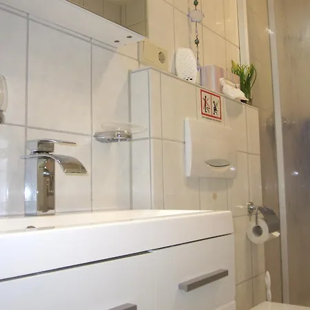 In Bad Gremsmuehlen Apartment *